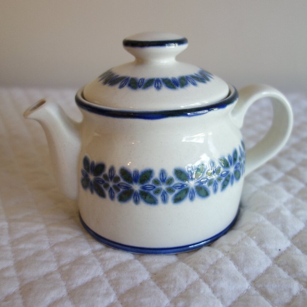 ROYAL DOULTON WENTWORTH STEELITE England Floral Mini Tea Pot